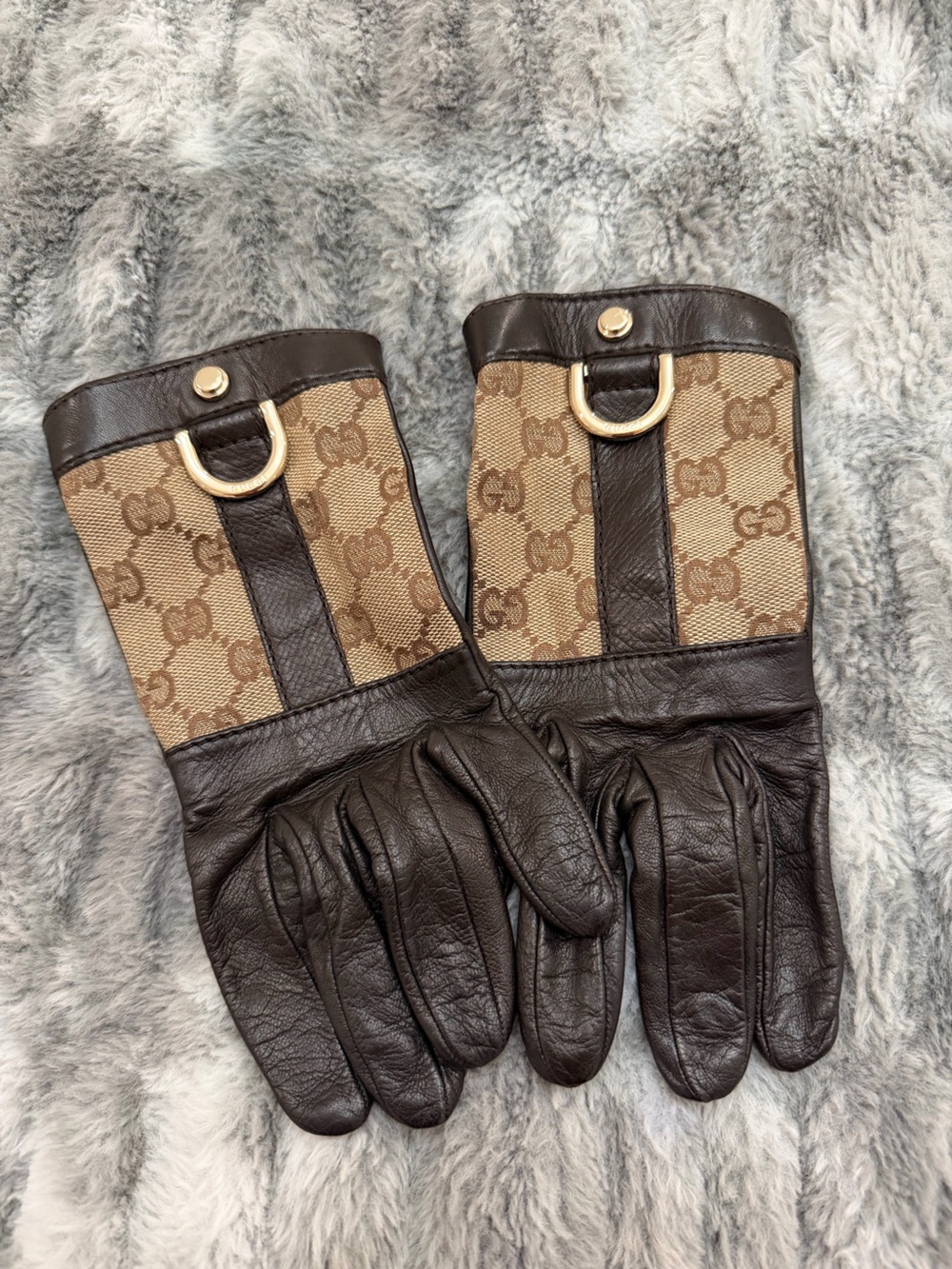 Gucci Brown Leather & GG Canvas women’s Gloves with Gold Hardware